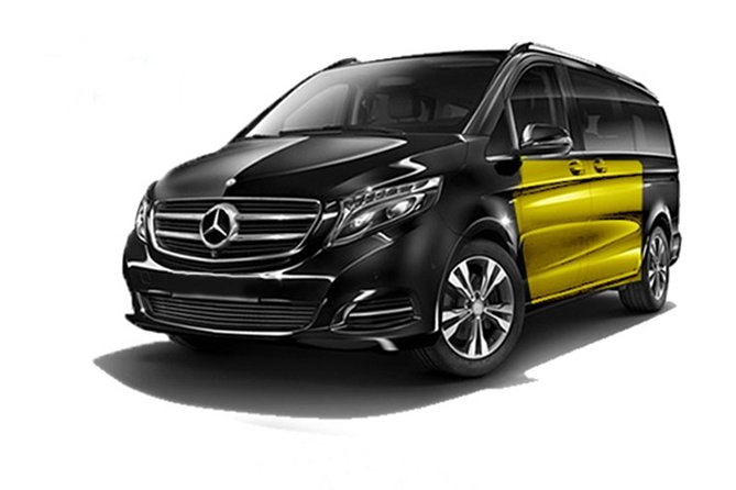 Departure Private Transfer from Barcelona City Hotels to Barcelona Airport - How the Pickup Works: Hotel Lobby Meet-and-Greet