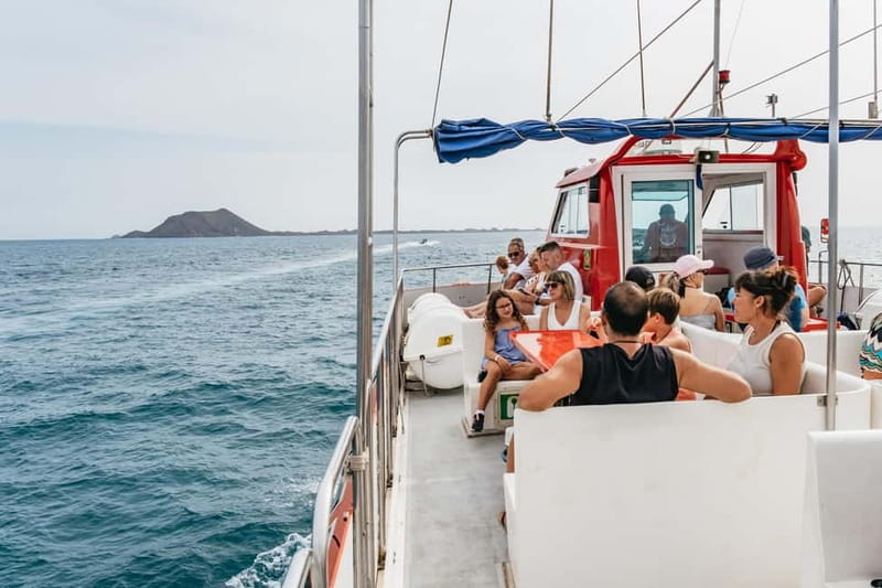 Desde Corralejo: Lobos Island Ferry with Optional Transfer - Corralejo to Lobos: a quick hop with big rewards