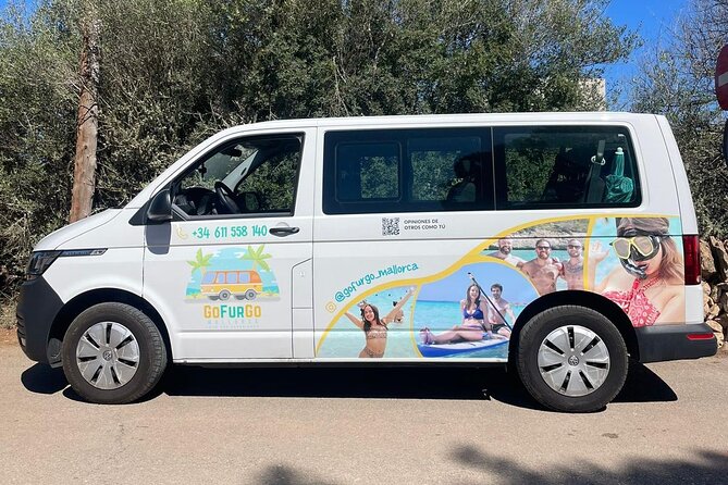 Discover Cala des Moro and S’Almunia the smart way - Pickup, timing, and the van system that saves your morning