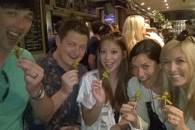 Discover San Sebastián’s Best Pintxos on a Unique Culinary Tour - Cider, Txakoli, and Red Wine: The Basque Pairing Lesson
