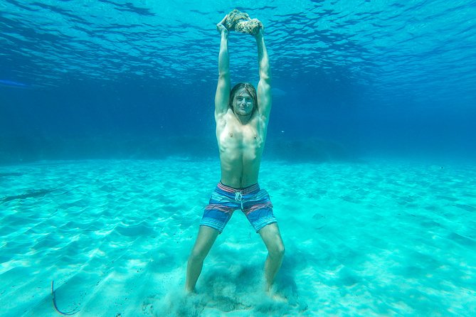 Discover the best corners of the island in paddle surf - How the Wind Picks Your Best Beach Around Ibiza