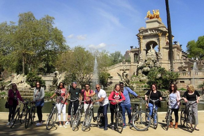 E-Bike Barcelona Highlights & Park Guell in Small Group - Park Güell: steep terrain, skip-the-line entry, and real Gaudí magic