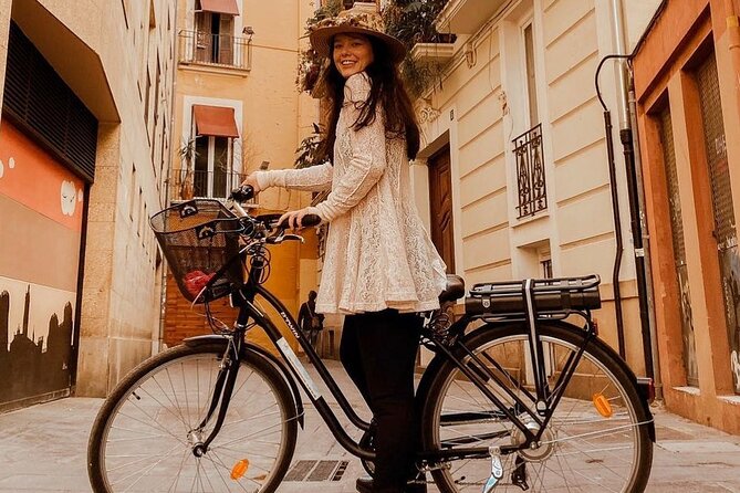 E-Bike Grand Valencia Private Tour - Entering Valencia’s highlights on two wheels