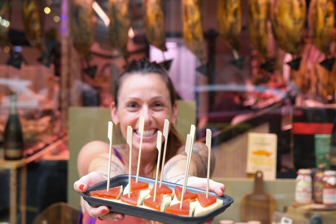Eating San Sebastian: Beyond Pintxos Tour - 31 de Agosto Street: chipirones and Txakoli at La Cepa de Bernardo