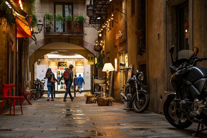 Elevate Your Photography - Barcelona Private Tour & Workshop - Gothic Quarter basics: stone, shadows, and Roman-to-medieval layers