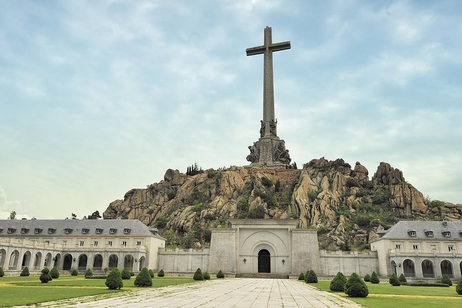 Escorial Monastery and Toledo Afternoon Tour - Toledo half-day: El Greco, old streets, and a city that climbs