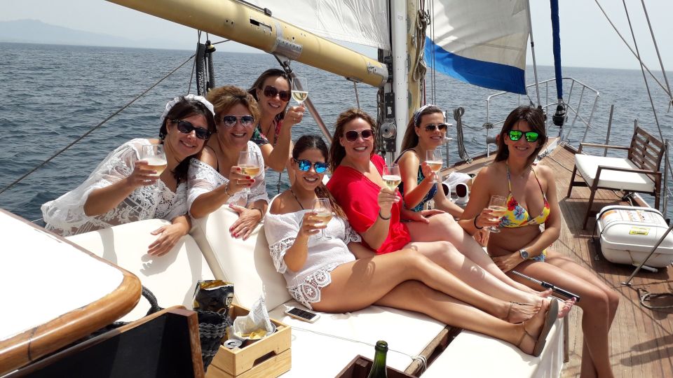 Estepona: Dolphin Watching Sailboat Cruise with Drink - Key Points You’ll Actually Care About
