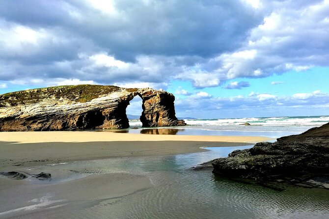 Excursion From Santiago to: Lugo, Catedrais Beach and Asturias - Key takeaways before you go