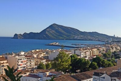 Excursion to Guadalest, Altea and entrance to the Fuentes del Algar - Guadalest’s compact story: Castillo de San José and the Orduña family