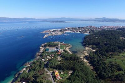 Excursion to Rias Baixas with Winery - Optional mussel boat - O Grove first: sea views and a real chance to eat
