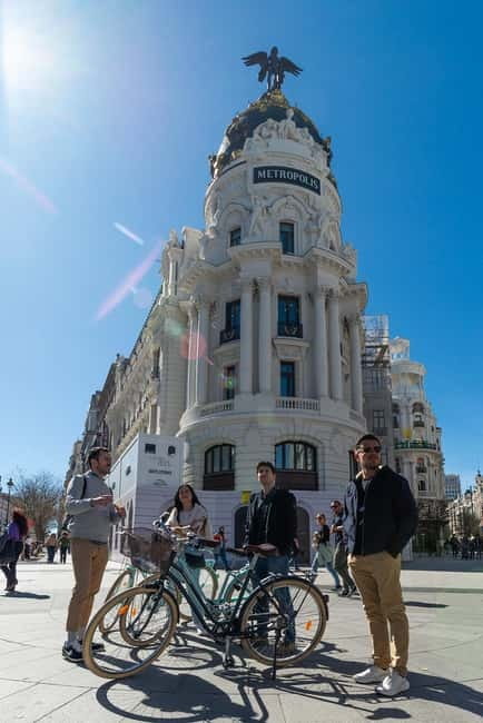 Explore Madrid by bike taking photos with Benja - Where the ride starts in Madrid (and why it matters)