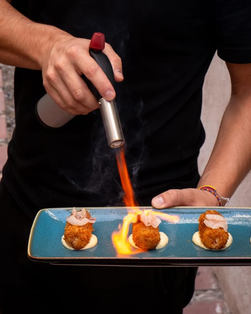 Explore Marbella Old Town: Authentic Tapas Food Tour - Muralla Urbana de Marbella to Plaza de los Naranjos: The Walk’s Best Stops