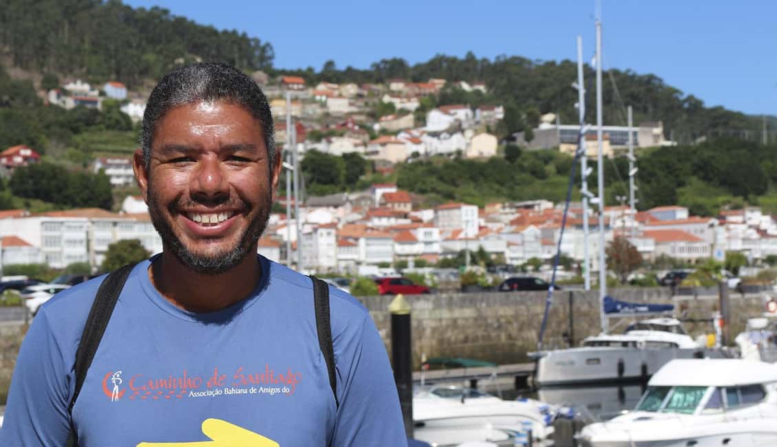 Finisterre Express: the route to the end of the world - Muros: a charming pause with local time