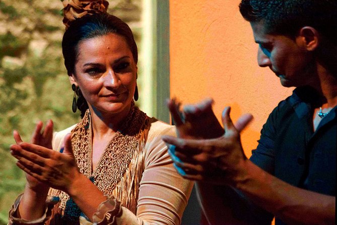 Flamenco Evening Show at Casa de la Memoria Ticket - Small Extras: Photos at the End and What’s Not Included