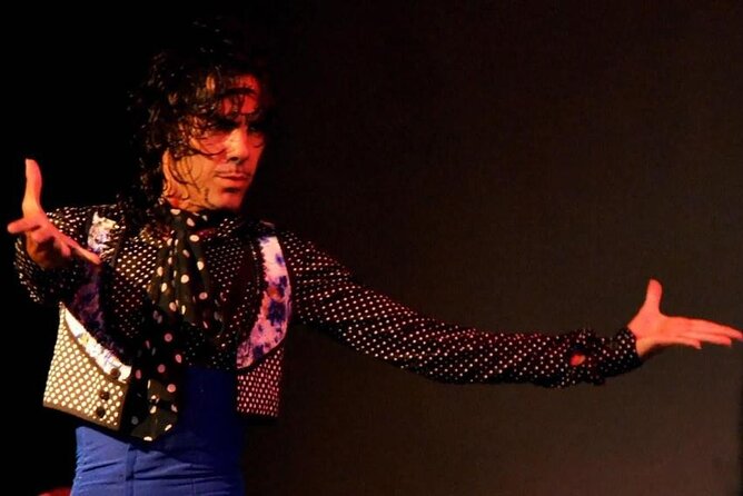 Flamenco Show at Tablao Alvarez Quintero in Seville - Why This Works for Some People (and Doesn’t for Others)