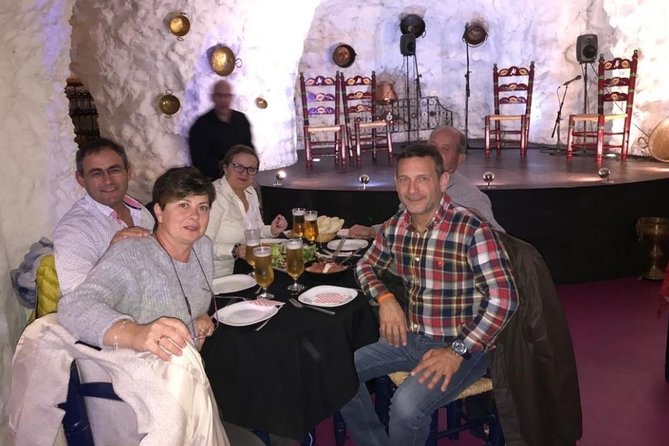 Flamenco Show in a Cave Restaurant in Granada - Seating, Comfort, and the Real Deal With Audience Energy