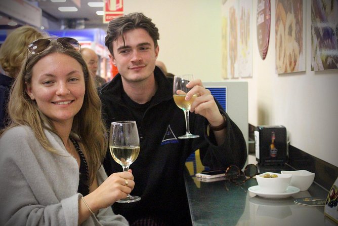 Food Tasting Walking Tour in Palma with a Local - Parc de la Mar to the Old Town: the first taste and the first stories