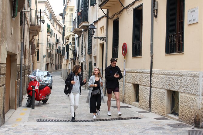 Food Tasting Walking Tour in Palma with a Local - Convent de Santa Clara: where the tradition is part of the snack