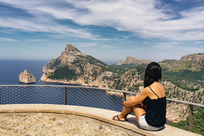 Formentor with boat trip + local market - The boat hop: sea views that you can’t fake from land