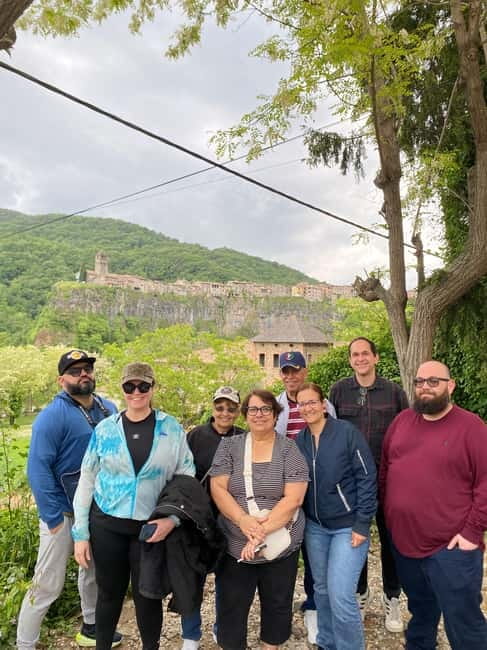 From Barcelona: Girona, Besalú & Medieval Villages Day Trip - Why this day trip works: Girona, basalt cliffs, and Besalú’s Romanesque core