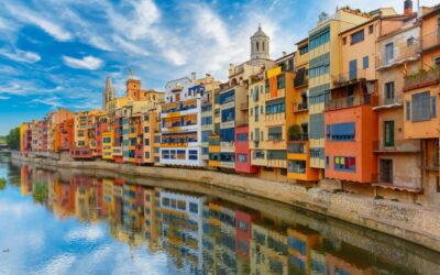 From Barcelona: Girona, Figueres, Dalí Museum, and Cadaqués - Girona’s Jewish Quarter maze: medieval streets you can actually feel