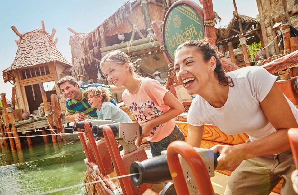 From Barcelona: PortAventura Theme Park Ticket & Transfer - Water attractions and heat management that actually works