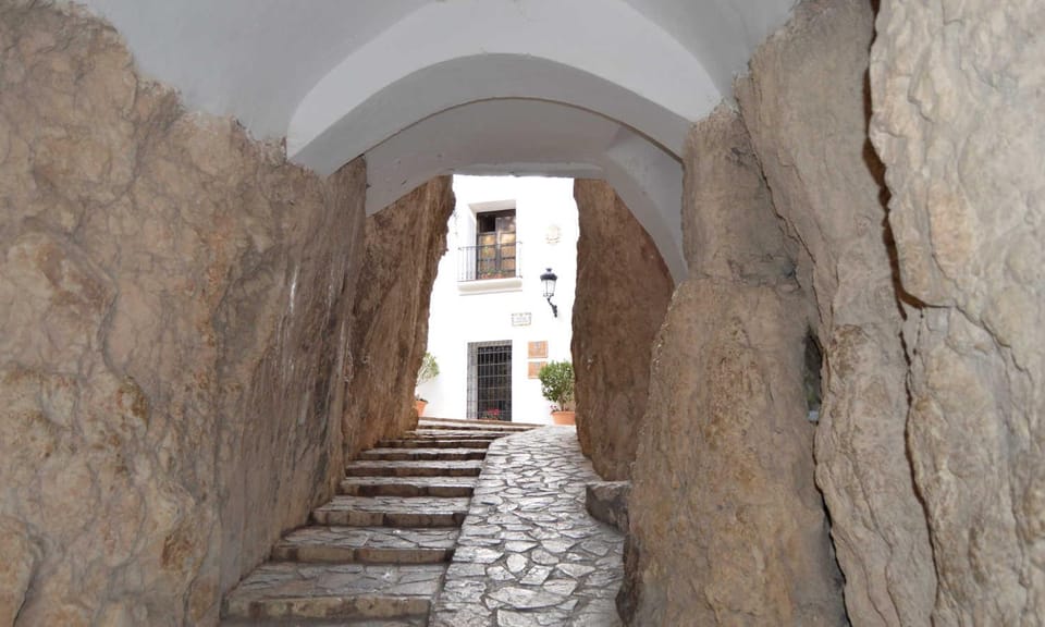 From Benidorm: Guadalest, Altea & ticket in Algar Waterfalls - Should You Book This Tour or Skip It?