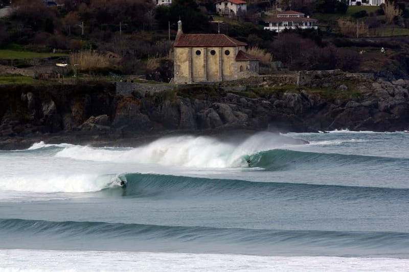 From Bilbao: Gaztelugatxe, Mundaka, and Guernica Tour - How the private vehicle makes this day work (especially from Bilbao)