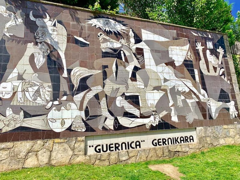 From Bilbao: Gaztelugatxe, Mundaka, and Guernica Tour - San Juan de Gaztelugatxe: Dragonstone vibes and 241 steps of reality