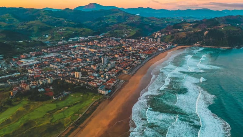From Bilbao: Loyola, Getaria, Zarautz and San Sebastian Tour - Leaving Bilbao for Gipuzkoa: the day’s rhythm starts on the bus