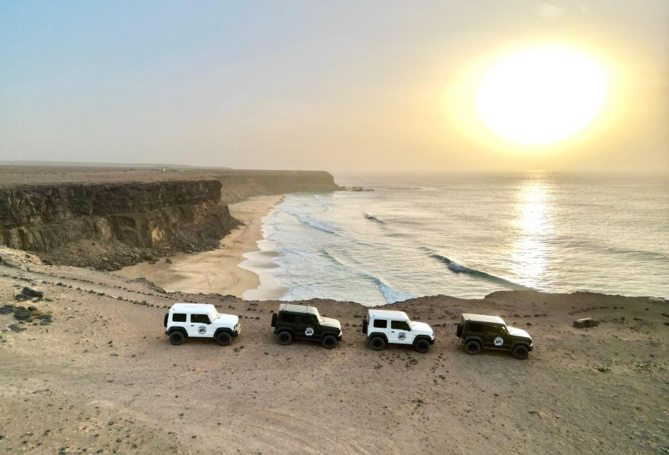 From Corralejo: Fuerteventura Self-Drive 4x4 Jeep Tour - Into the dry river canyon: where the driving gets real