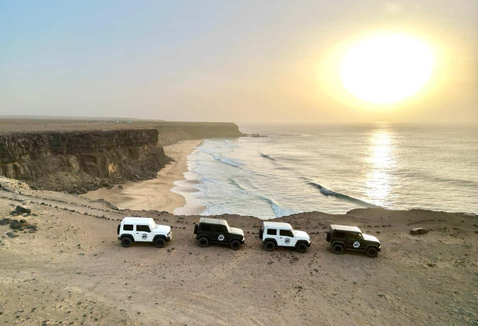 From Corralejo: Fuerteventura Self-Drive 4x4 Jeep Tour - Interior village passing: Los Alares and Triquivijate