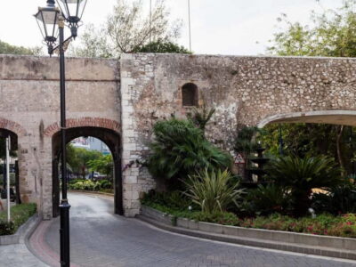 From Costa del Sol: Gibraltar Day Trip with Free Time - The coach ride role: why that guided drive matters