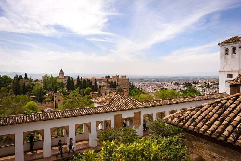 From Costa del Sol: Granada Full-Day Tour - Price and value: what you’re paying for (and what you aren’t)