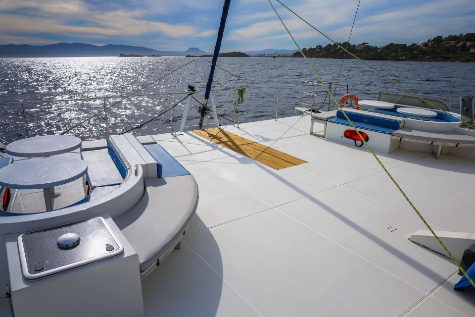 From Denia: Sunset Catamaran Trip - The main event: 50 minutes watching the horizon shift