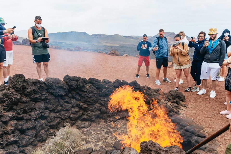 From Fuerteventura: Lanzarote Tour (with lunch included) - Timing and pickup zones: yes, it’s an early start