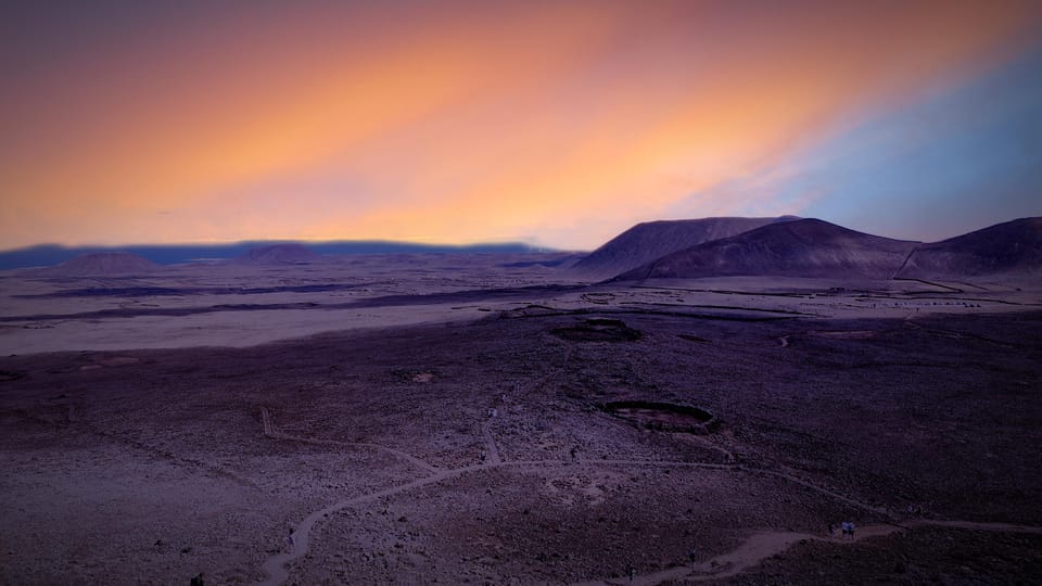 From Fuerteventura: Sunset Hike at Volcano with Scenic Views - The walk to the crater: short, steep, and properly volcanic