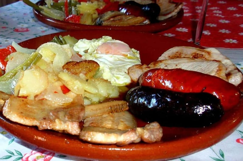 From Granada: Alpujarra Mountain Villages Tour - Pampaneira: Use the Full Hour to Walk, Browse, and Reset