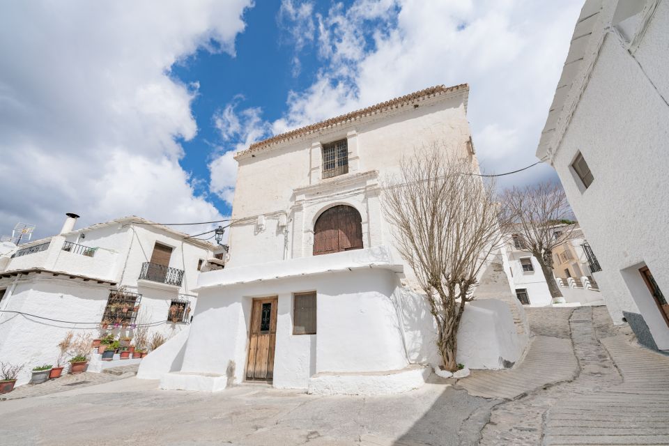 From Granada: Alpujarra Villages Guided Day Tour - Lunch Timing in Pampaneira: Plan Around Spanish Time