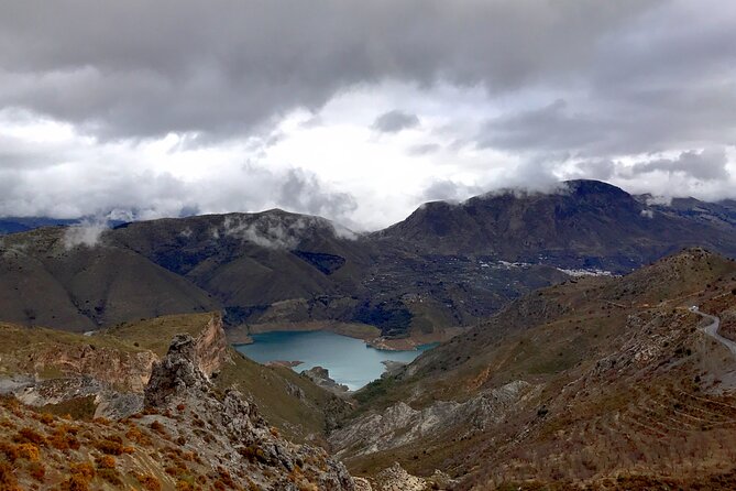 From Granada: Sierra Nevada Safari tour up to 2500 meters high - Views, Short Walks, and Why the Day Can Change from Warm to Cold