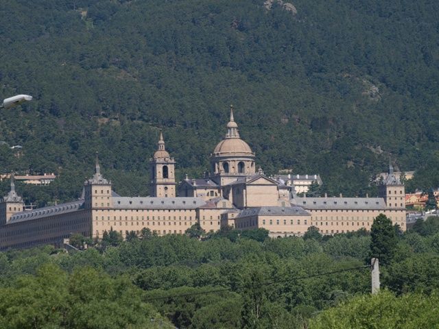 From Madrid: El Escorial, Valley and Segovia Day Trip - The highlights that make this day trip worth it