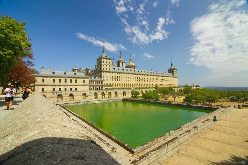 From Madrid: El Escorial, Valley and Segovia Day Trip - Morning at El Escorial: royal architecture and a guided route through the complex
