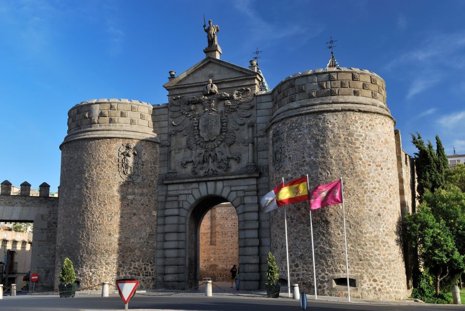 From Madrid: El Escorial, Valley and Segovia Day Trip - Group pace, guide language, and comfort tips that matter