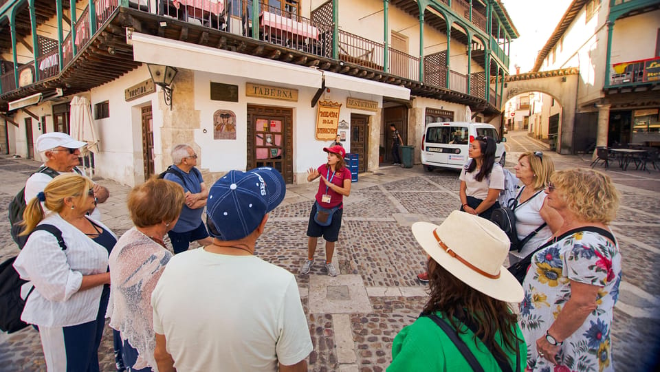 From Madrid: Guided Day Trip to Chinchon, Aranjuez & Toledo - Three-city sightseeing from Madrid, with a real guide