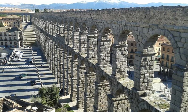 From Madrid: Segovia Guided Afternoon Tour - Canonjías Neighborhood to the Alcázar: Fortified Views and Legends