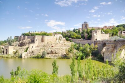 From Madrid: Toledo Guided Day Trip with Cathedral Admission - Toledo’s Old Streets With a Guide: Walking the City of Three Cultures