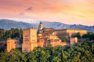 From Malaga: Alhambra Guided Tour with Entry Tickets - Entering the Alhambra with a guide (and a separate entrance)