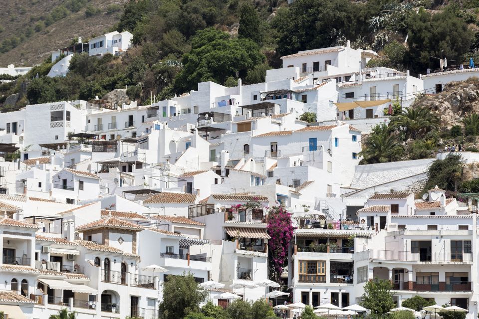 From Malaga: Nerja and Frigiliana Tour - Frigiliana’s Moorish streets and that slow, pretty village pace