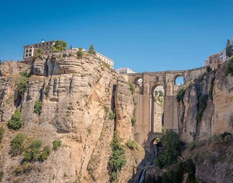 From Malaga: Ronda & Setenil de las Bodegas Day Trip - Ronda and Setenil: two very different towns, same day