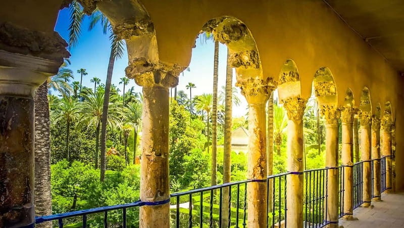 From Malaga: Seville Day Trip with Real Alcázar Tickets - Royal Alcázar with a guide: where Islamic detail meets Baroque drama